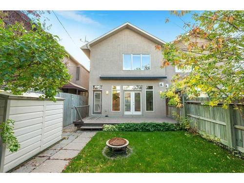 524 30 Street Nw, Calgary, AB - Outdoor