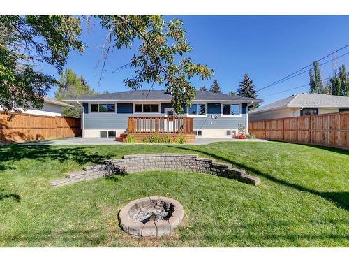 307 Simons Road Nw, Calgary, AB - Outdoor