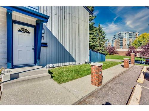 1-5315 53 Avenue Nw, Calgary, AB 