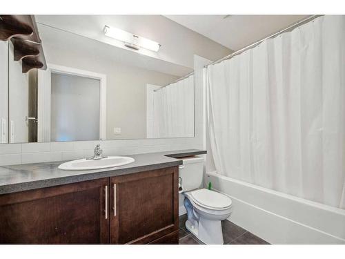 2328-604 East Lake Boulevard Ne, Airdrie, AB - Indoor Photo Showing Bathroom