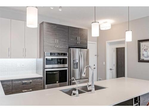 605-122 Mahogany Centre Se, Calgary, AB - Indoor Photo Showing Kitchen With Stainless Steel Kitchen With Double Sink With Upgraded Kitchen