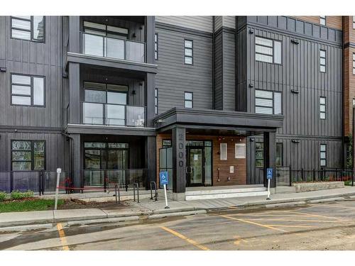 2310-55 Lucas Way Nw, Calgary, AB - Outdoor