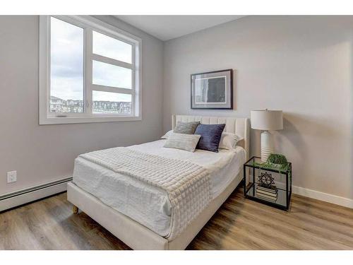 2310-55 Lucas Way Nw, Calgary, AB - Indoor Photo Showing Bedroom