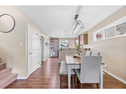 189 Legacy Crescent Se, Calgary, AB - Indoor Photo Showing Dining Room