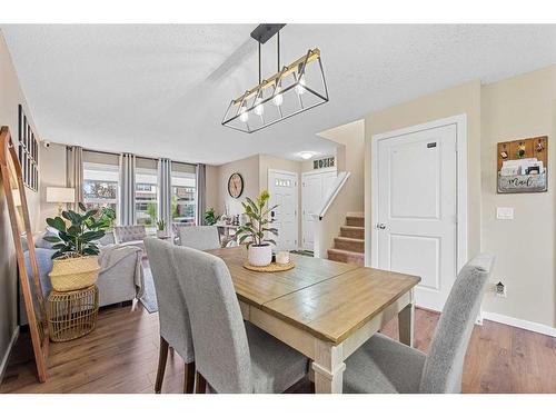 189 Legacy Crescent Se, Calgary, AB - Indoor Photo Showing Dining Room