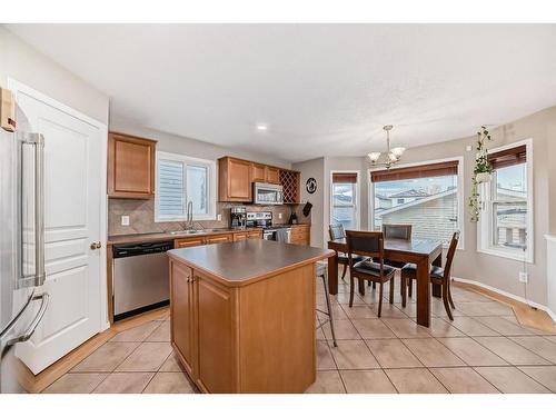 112 Mt Aberdeen Circle Se, Calgary, AB - Indoor