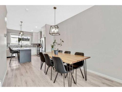 20 Wolf Crescent, Okotoks, AB - Indoor Photo Showing Dining Room