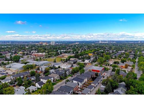 413 26 Avenue Nw, Calgary, AB - Outdoor With View