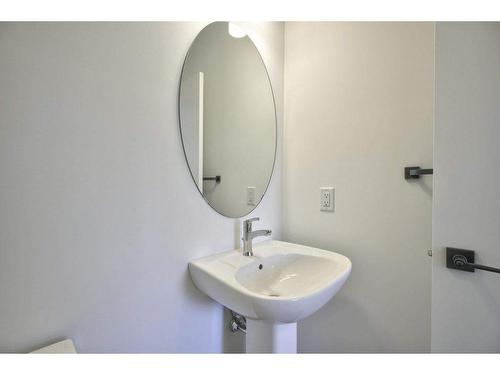 131 Legacy Reach Court Se, Calgary, AB - Indoor Photo Showing Bathroom