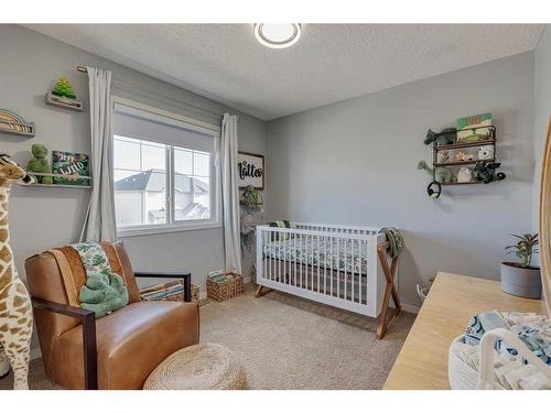 61 Autumn Green Se, Calgary, AB - Indoor Photo Showing Bedroom