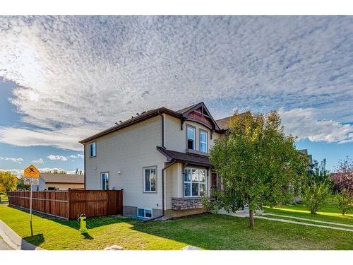 61 Autumn Green Se, Calgary, AB - Outdoor