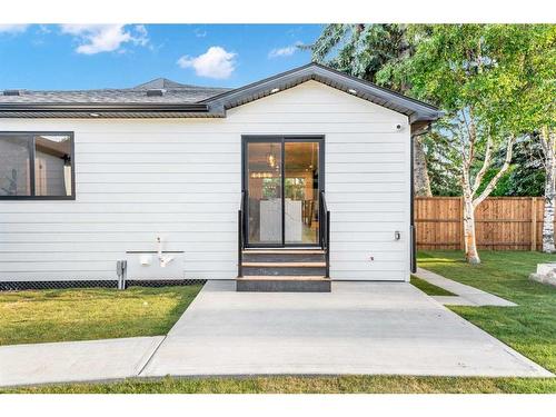 7708 Silver Springs Road Nw, Calgary, AB - Outdoor