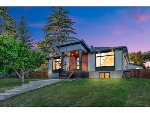 7708 Silver Springs Road Nw, Calgary, AB - Outdoor