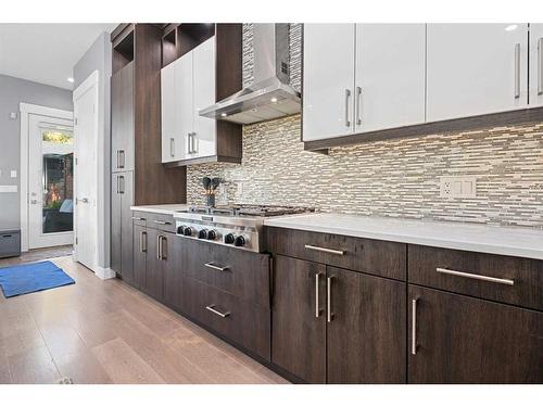 3240 Kerrydale Road Sw, Calgary, AB - Indoor Photo Showing Kitchen With Upgraded Kitchen