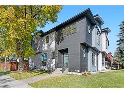 3240 Kerrydale Road SW Calgary, AB T3E 4S6