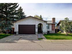 1003 Maitland Way NE Calgary, AB T2A 5K5