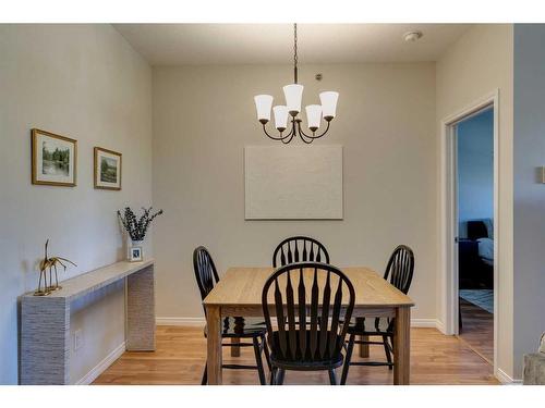 311-4507 45 Street Sw, Calgary, AB - Indoor Photo Showing Dining Room