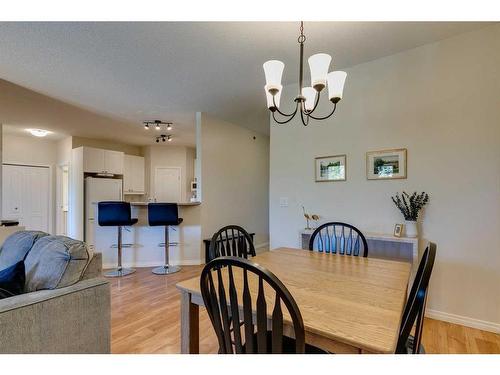 311-4507 45 Street Sw, Calgary, AB - Indoor Photo Showing Dining Room