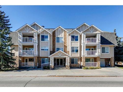 311-4507 45 Street Sw, Calgary, AB - Outdoor With Balcony With Facade