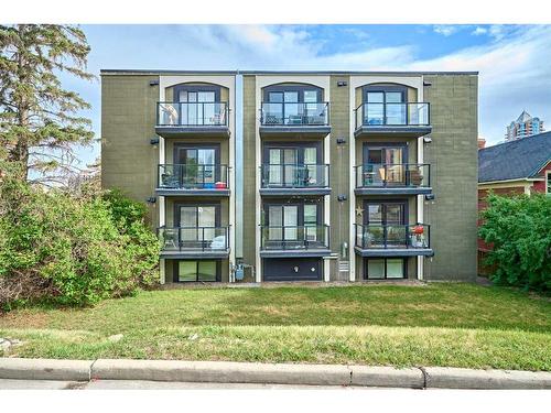 303-1820 9 Street Sw, Calgary, AB - Outdoor With Balcony With Facade