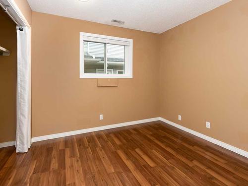 2106 1 Street Nw, Calgary, AB - Indoor Photo Showing Other Room