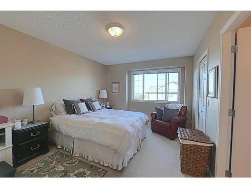 133 Citadel Pointe Nw, Calgary, AB - Indoor Photo Showing Bedroom