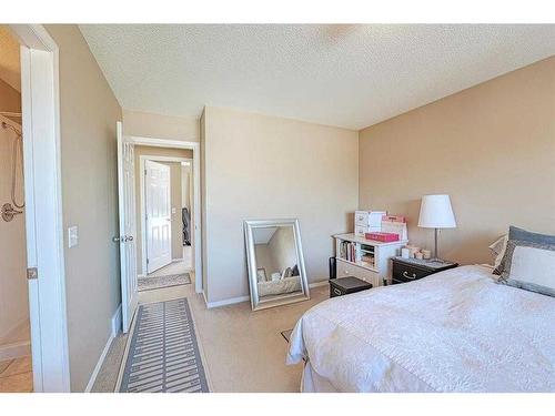 133 Citadel Pointe Nw, Calgary, AB - Indoor Photo Showing Bedroom