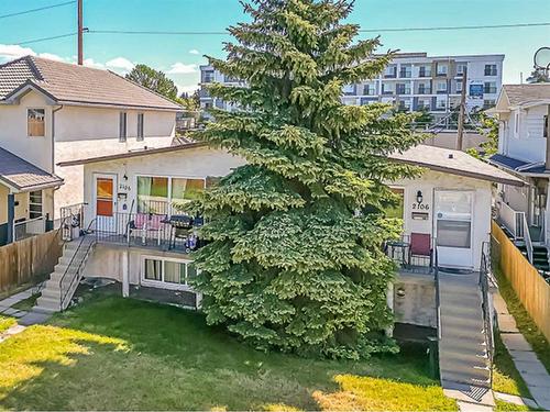 2106 1 Street Nw, Calgary, AB - Outdoor