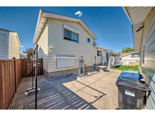 1860 48 Street Ne, Calgary, AB - Outdoor With Exterior