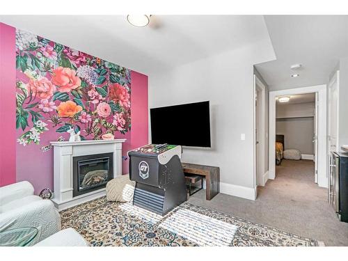 2614 19 Avenue Sw, Calgary, AB - Indoor With Fireplace