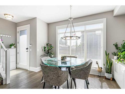 2614 19 Avenue Sw, Calgary, AB - Indoor Photo Showing Dining Room