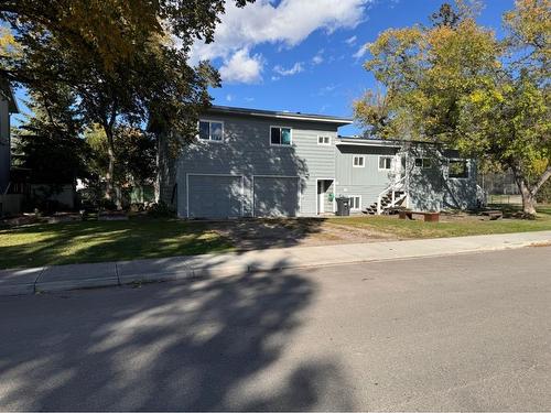 419 2Nd Street Se, High River, AB - Outdoor