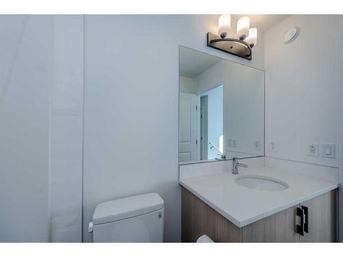 216 Corner Glen Avenue Ne, Calgary, AB - Indoor Photo Showing Bathroom