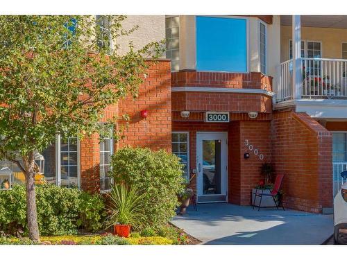 3309-3000 Sienna Park Green Sw, Calgary, AB - Outdoor With Balcony