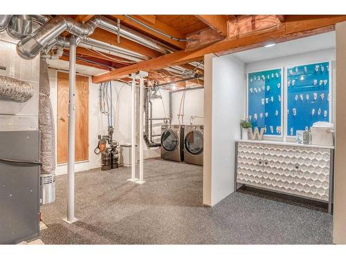 608 1 Avenue Nw, Calgary, AB - Indoor Photo Showing Basement