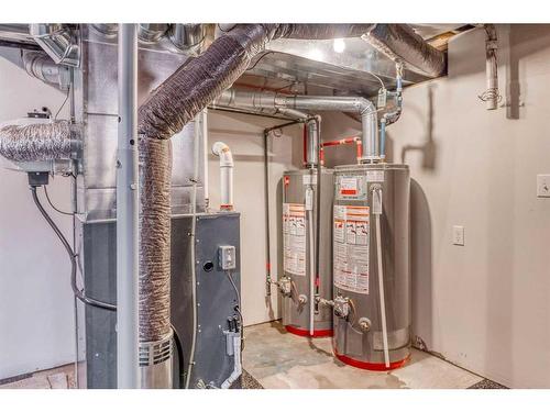 608 1 Avenue Nw, Calgary, AB - Indoor Photo Showing Basement