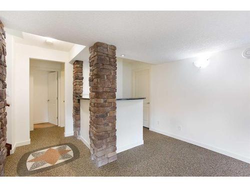 74 Elgin Park Road Se, Calgary, AB - Indoor Photo Showing Other Room