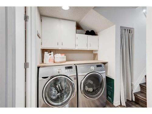 1505-11010 Bonaventure Drive Se, Calgary, AB - Indoor Photo Showing Laundry Room