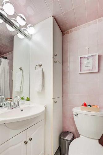 1505-11010 Bonaventure Drive Se, Calgary, AB - Indoor Photo Showing Bathroom