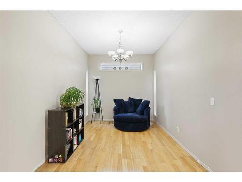 8 Mt Douglas Circle Se, Calgary, AB - Indoor Photo Showing Other Room