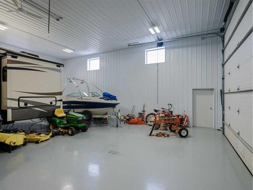 31 Cherry Valley Court, Rural Rocky View County, AB - Indoor Photo Showing Basement