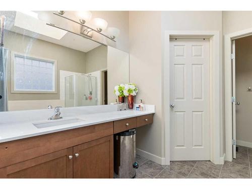 129 Royal Oak Heath Nw, Calgary, AB - Indoor Photo Showing Bathroom