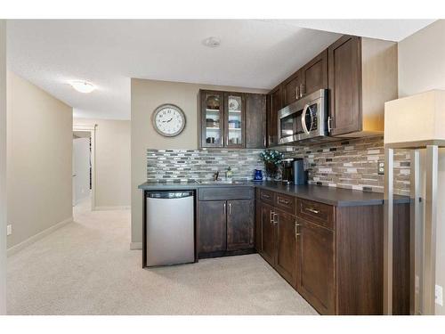 129 Royal Oak Heath Nw, Calgary, AB - Indoor Photo Showing Kitchen