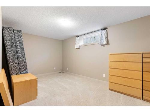 129 Royal Oak Heath Nw, Calgary, AB - Indoor Photo Showing Other Room