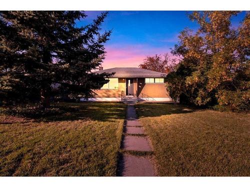 516 32 Avenue Ne, Calgary, AB - Outdoor