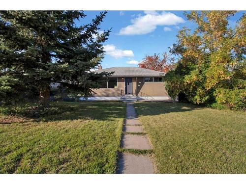 516 32 Avenue Ne, Calgary, AB - Outdoor