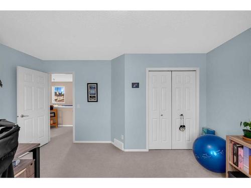 209 West Creek Circle, Chestermere, AB - Indoor Photo Showing Bedroom