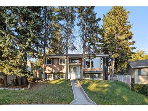 612 Hunterston Bay Nw, Calgary, AB - Outdoor