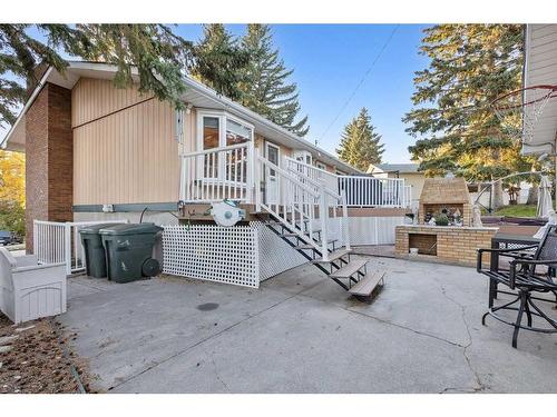 612 Hunterston Bay Nw, Calgary, AB - Outdoor With Deck Patio Veranda With Exterior