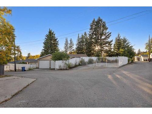 612 Hunterston Bay Nw, Calgary, AB - Outdoor